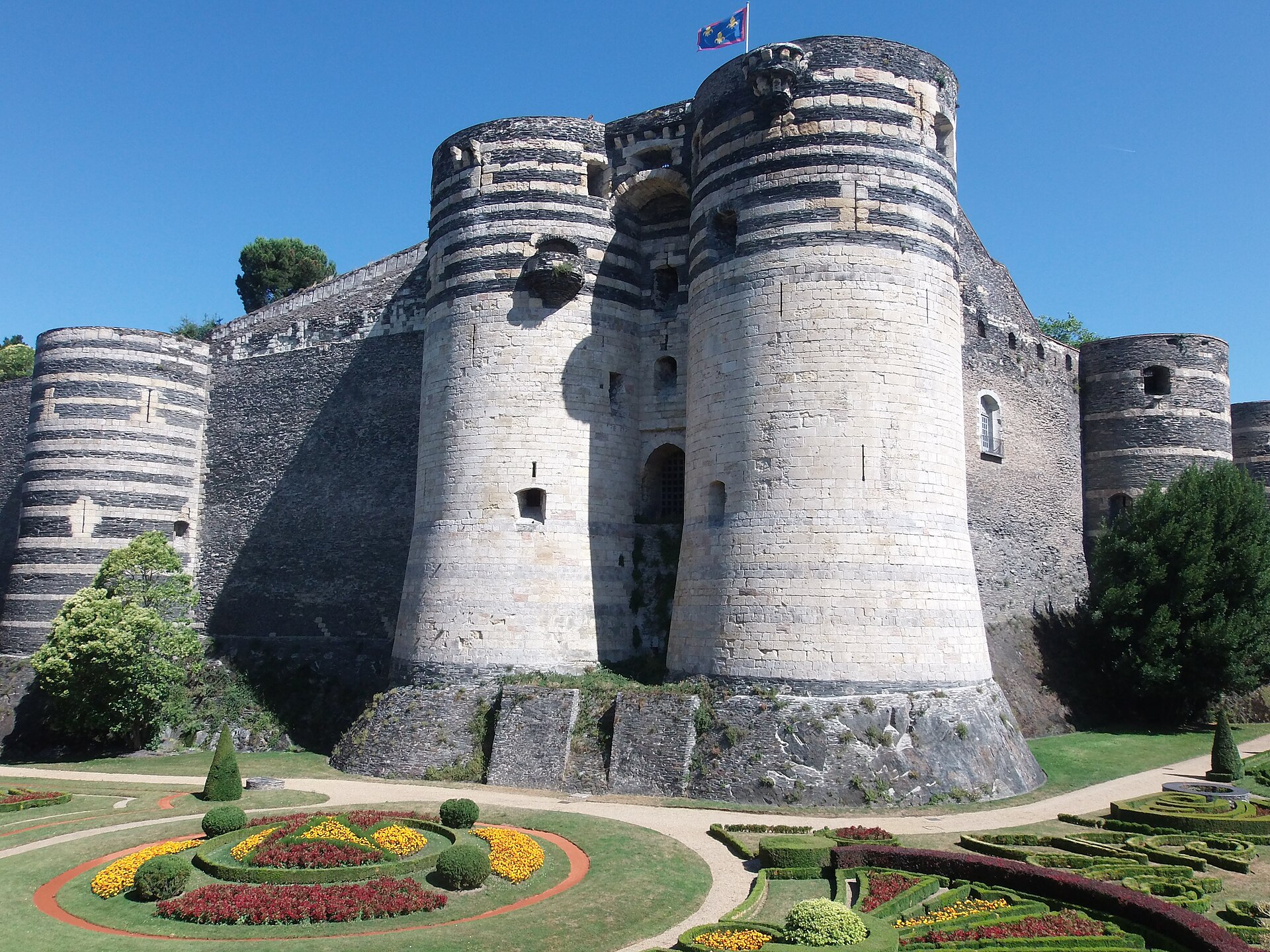 Château d’Angers mit Türmen und Festungsmauern