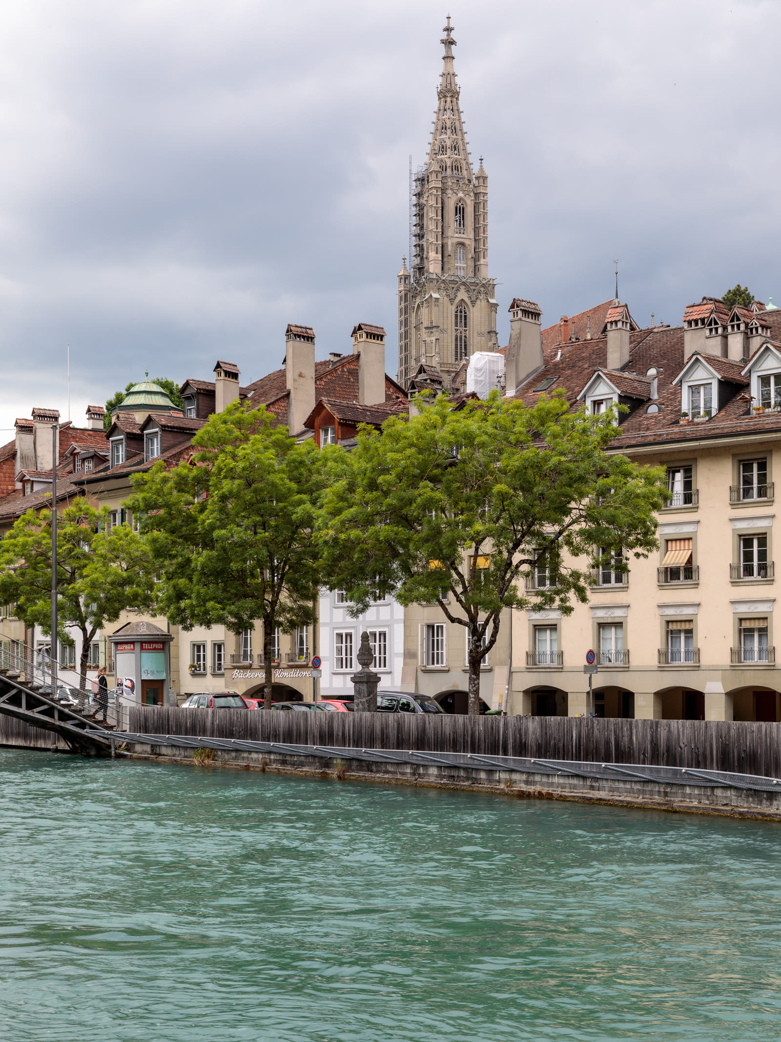 Aare im Mattequartier in Bern