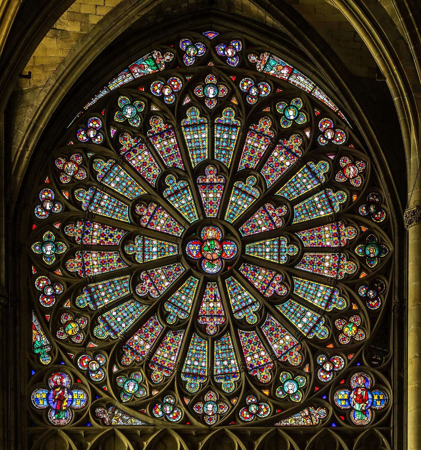 Basilique Saint-Nazaire in der Cité von Carcassonne
