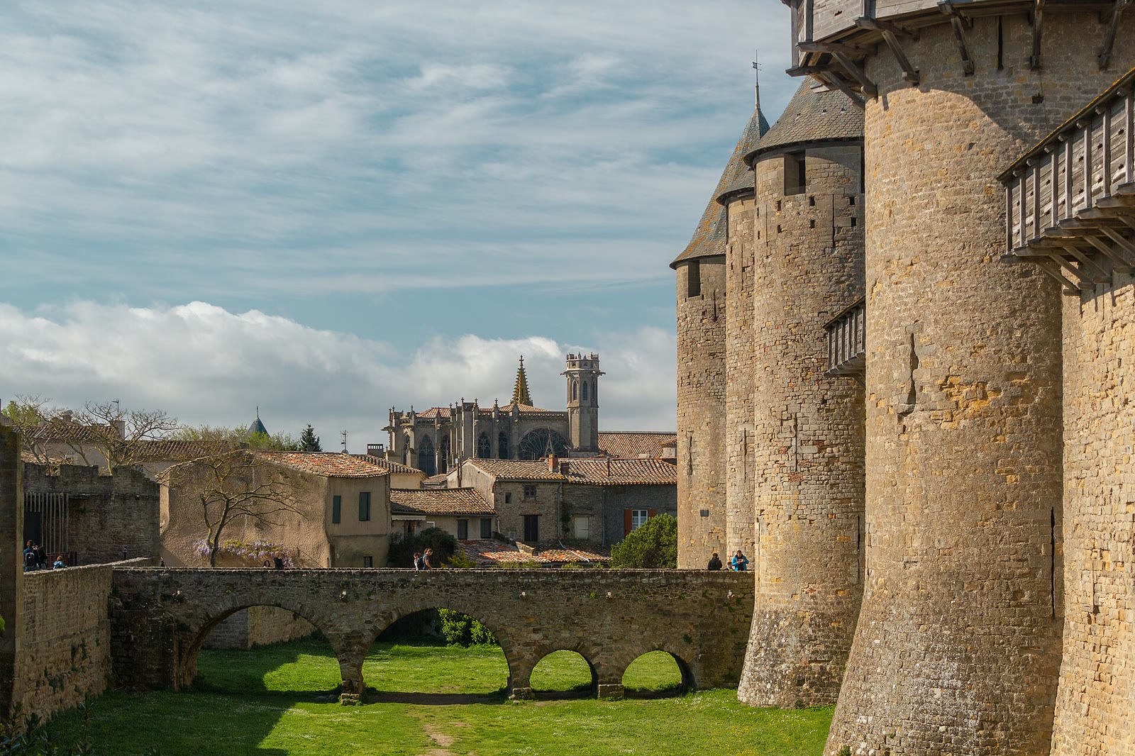 Porte Narbonnaise und Zugang zur Cité von Carcassonne