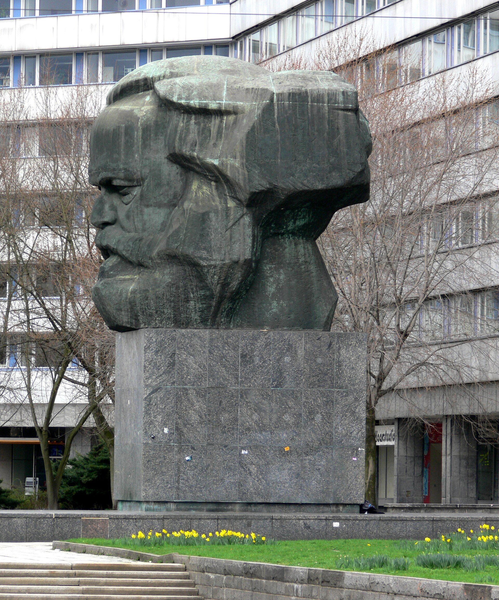 Karl-Marx-Monument Nischel in Chemnitz