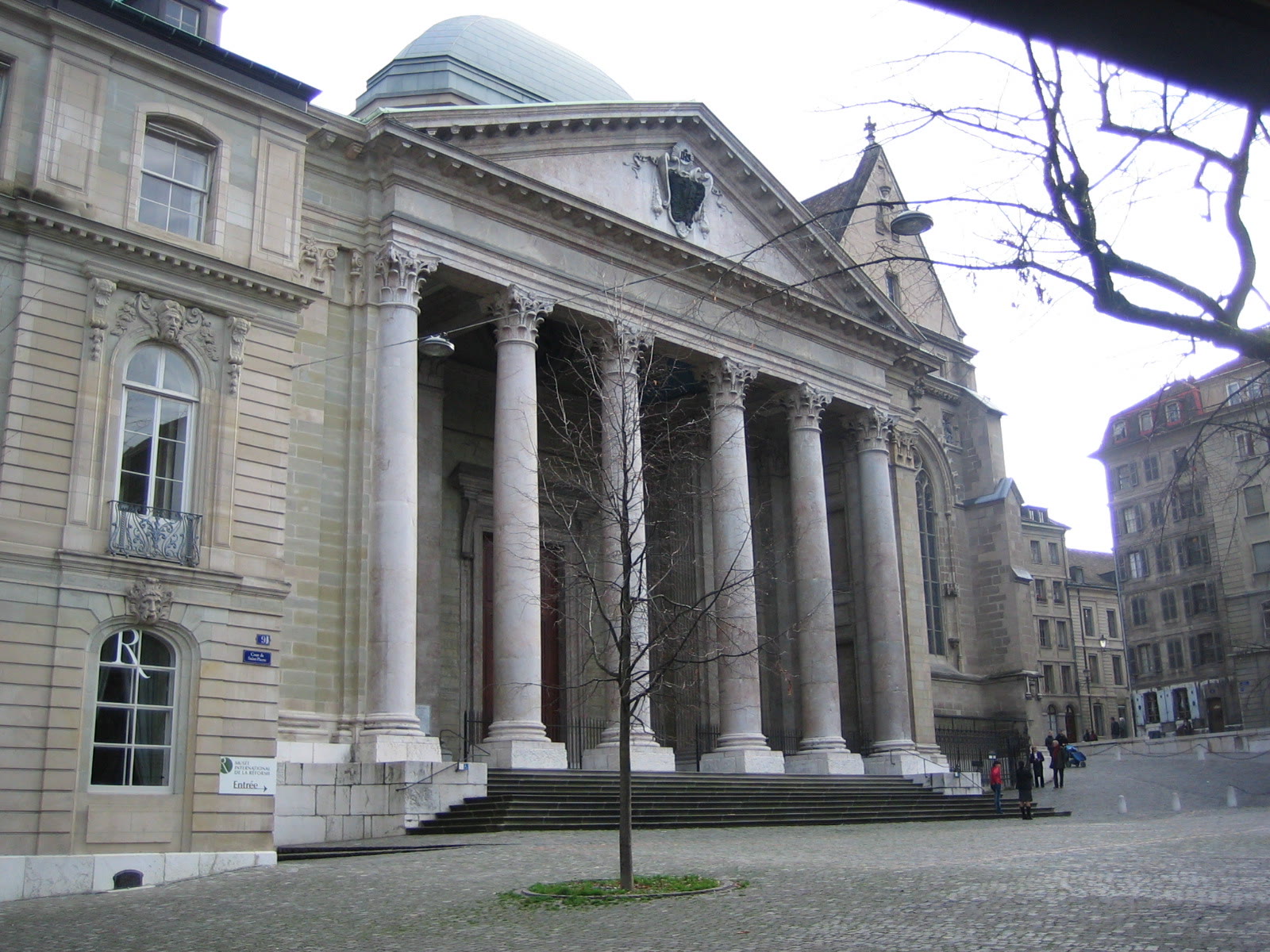 Cathédrale Saint-Pierre in der Altstadt von Genf