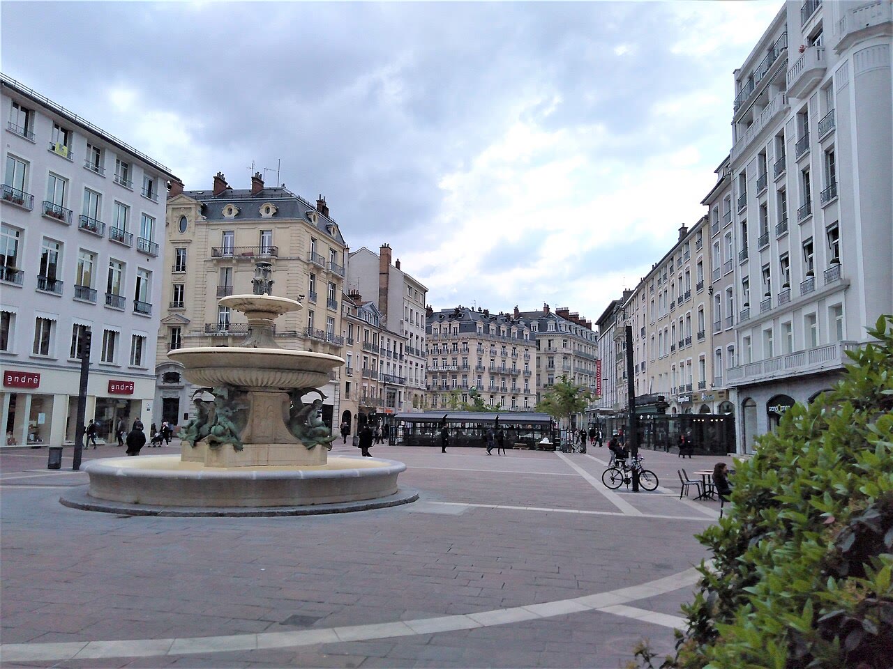 Place Grenette in Grenoble