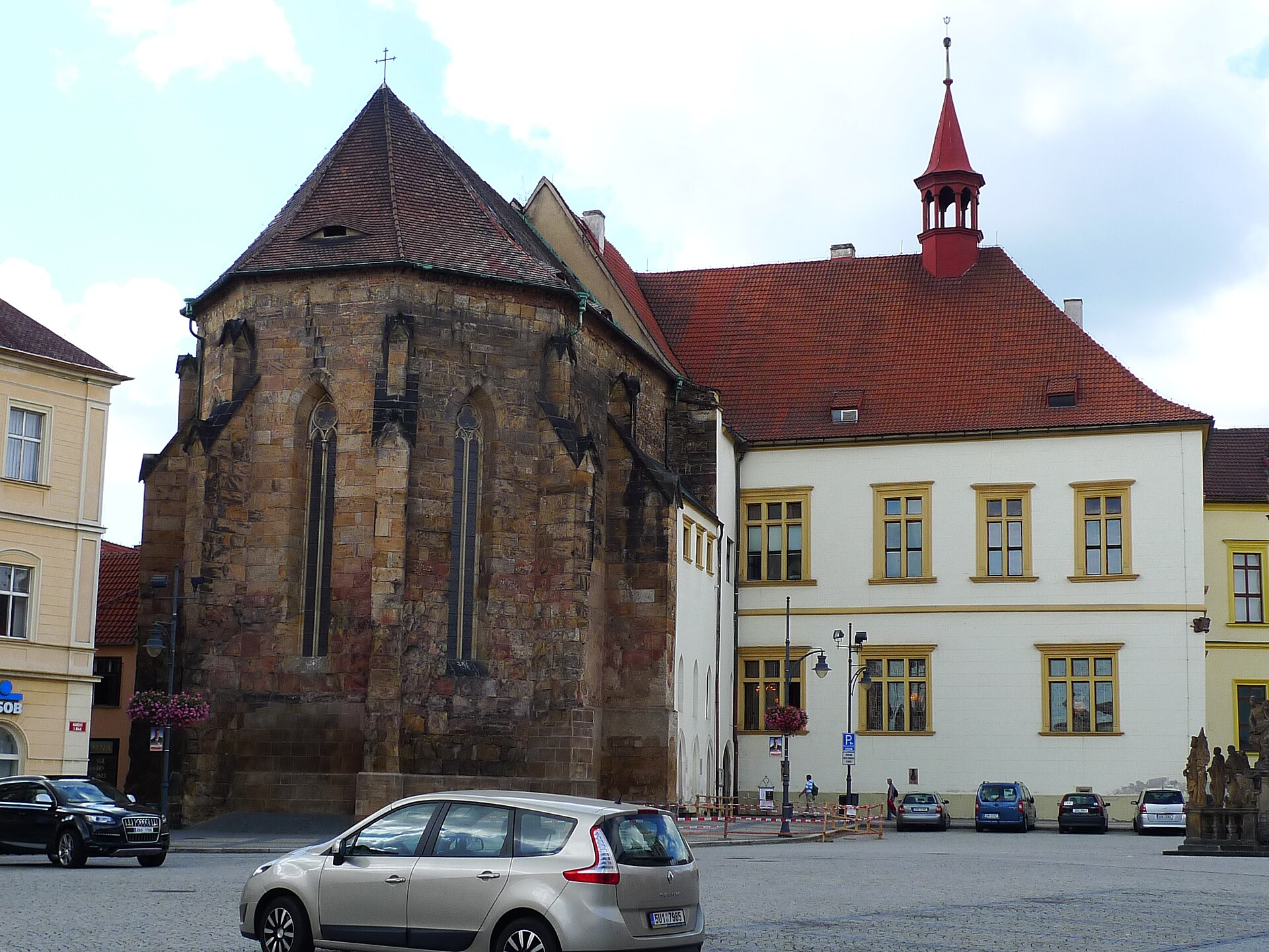 Komturei und St. Katharinenkirche in Komotau