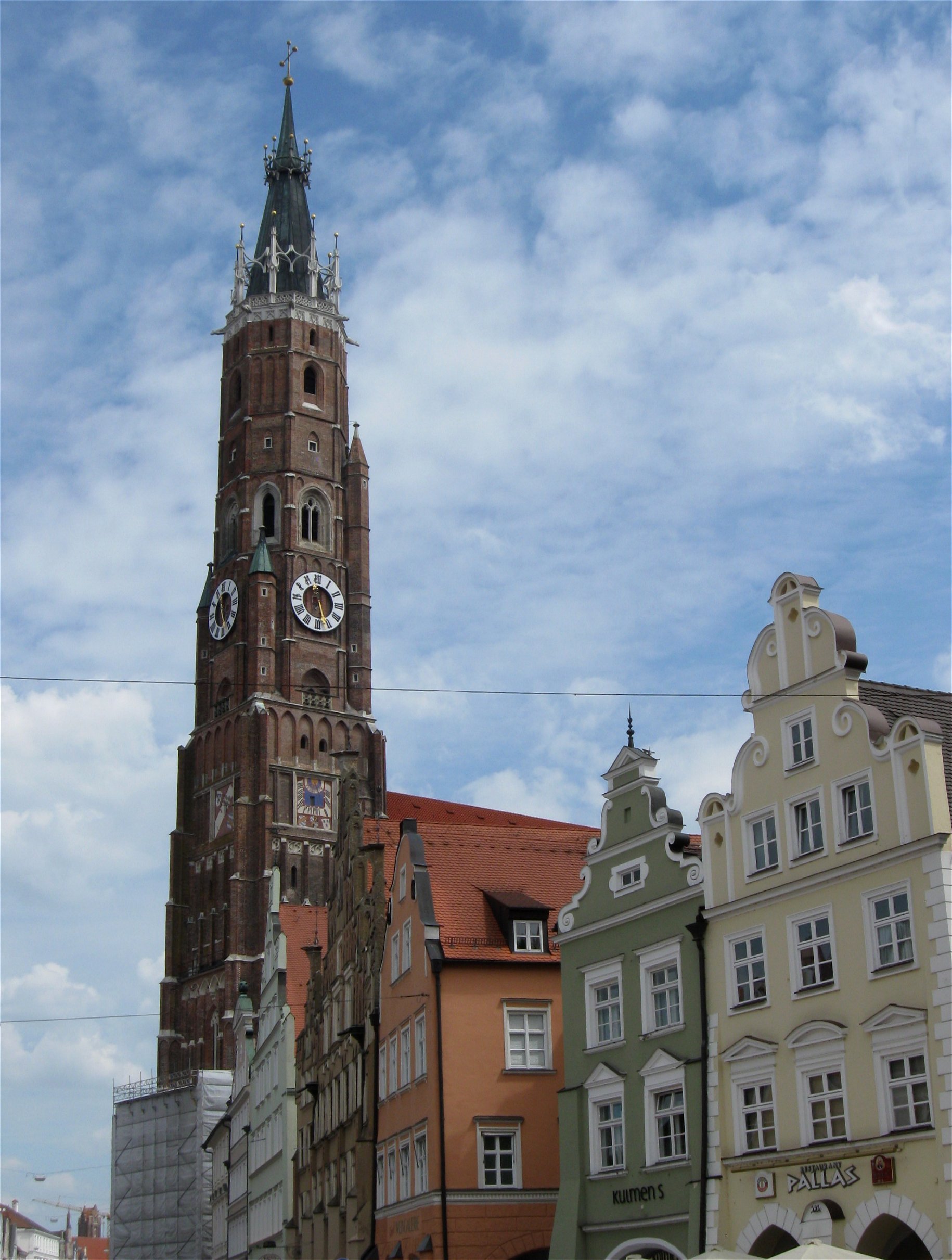 Turm der Stiftsbasilika St. Martin in Landshut