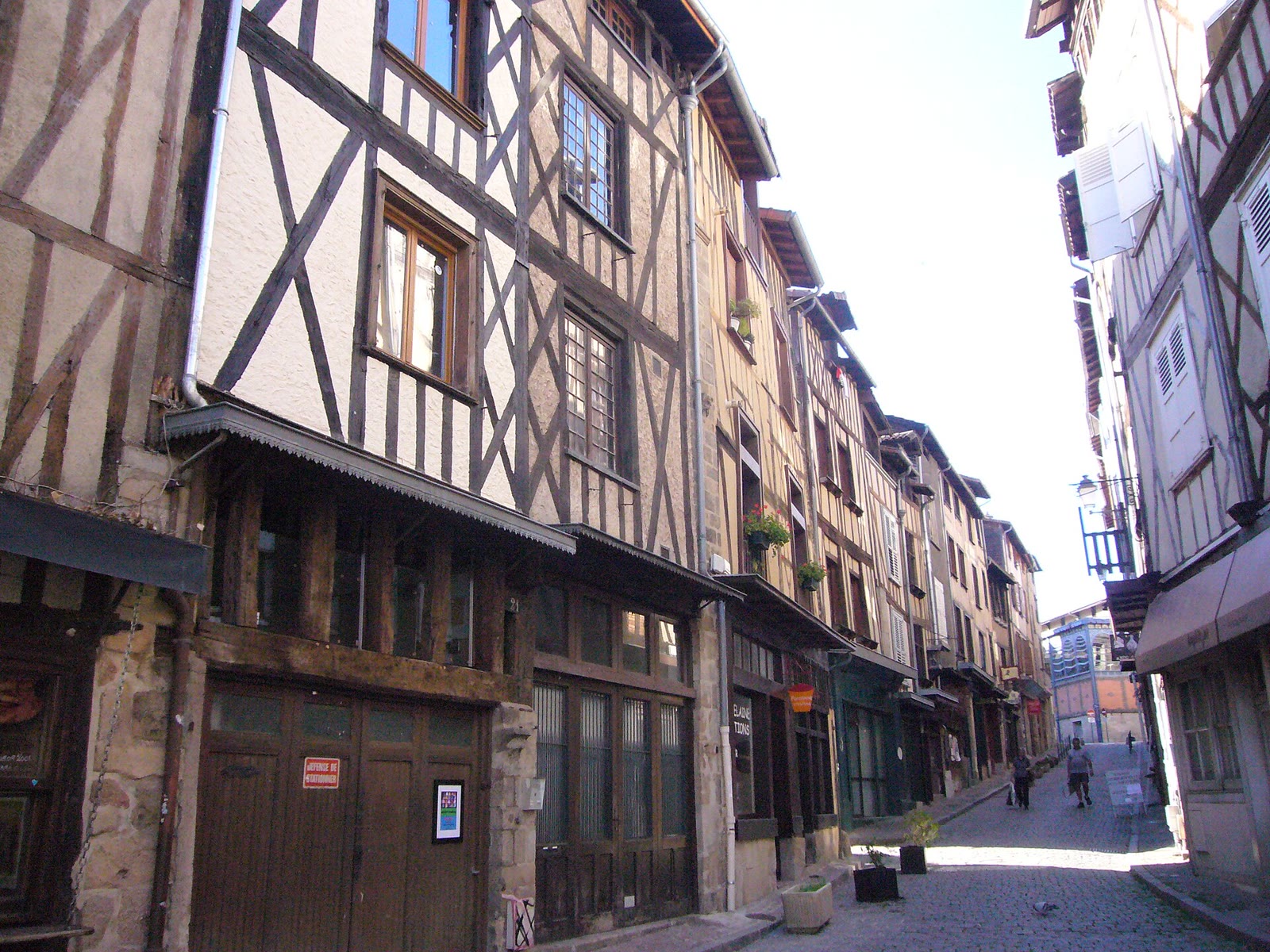 Fachwerkhäuser in der Rue de la Boucherie in Limoges