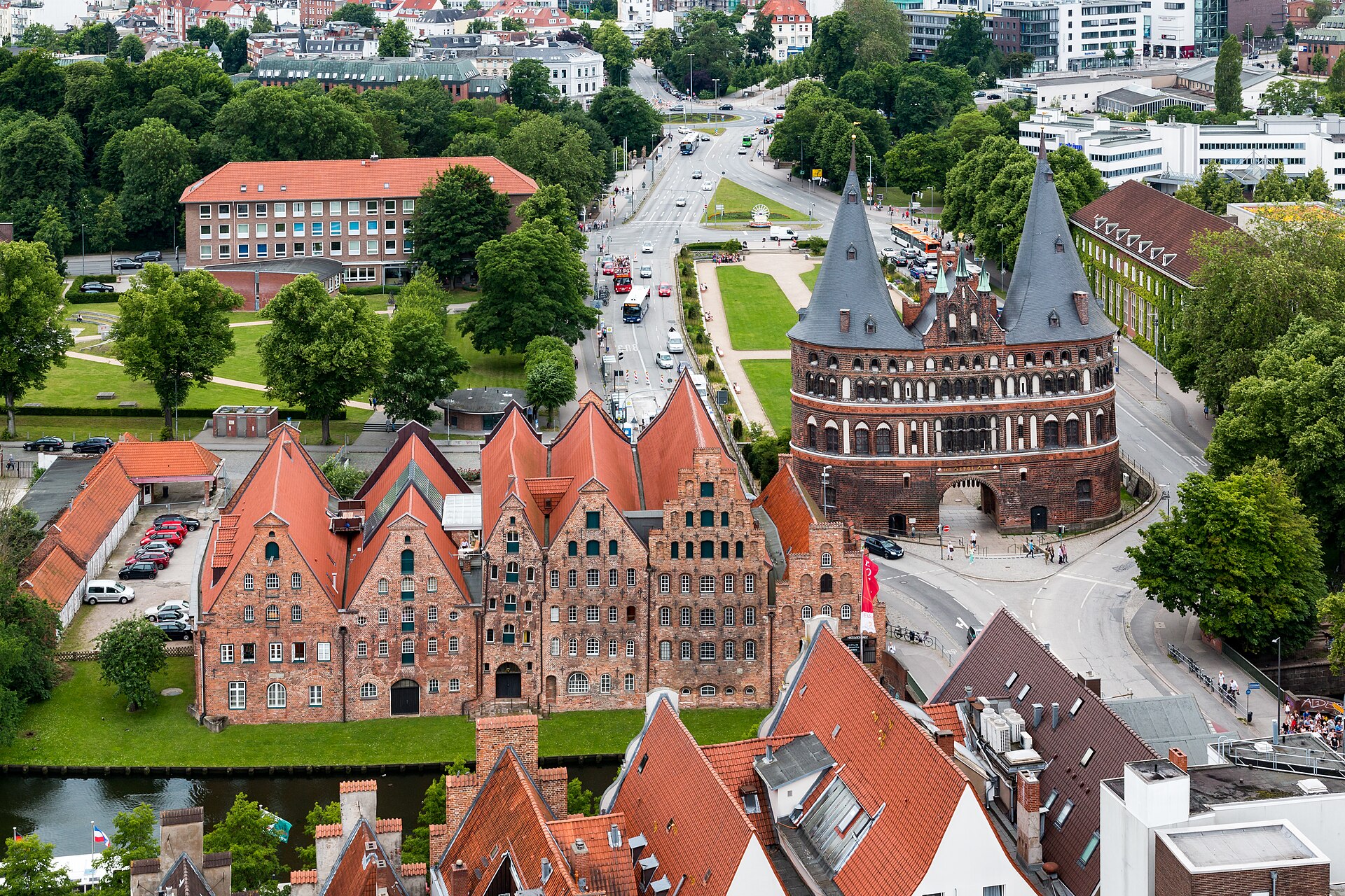 Aussicht über die Lübecker Altstadt vom Turm der Petrikirche