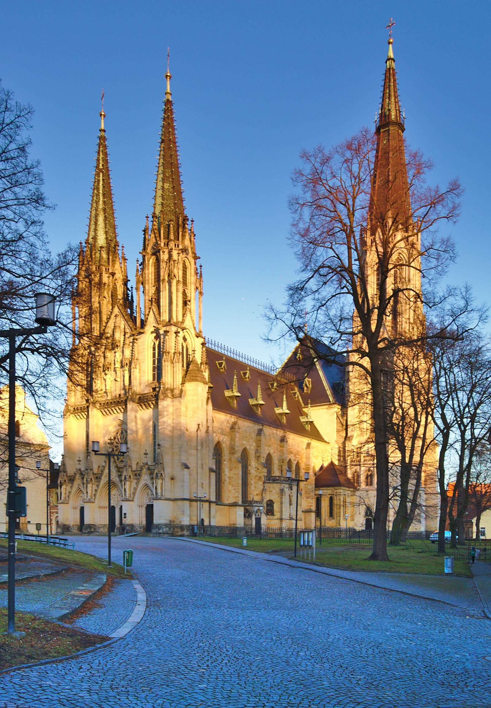 Wenzelsdom in Olmütz mit Türmen