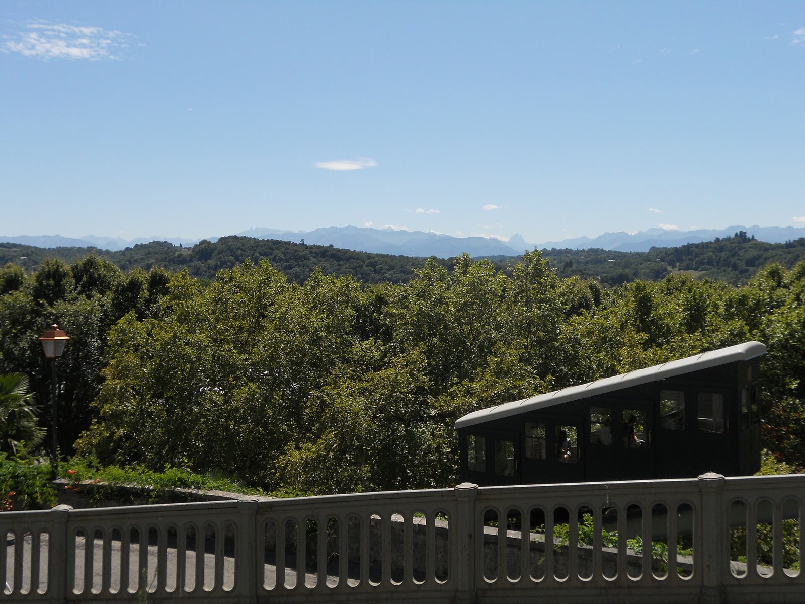 Funiculaire von Pau zwischen Bahnhof und Boulevard des Pyrénées