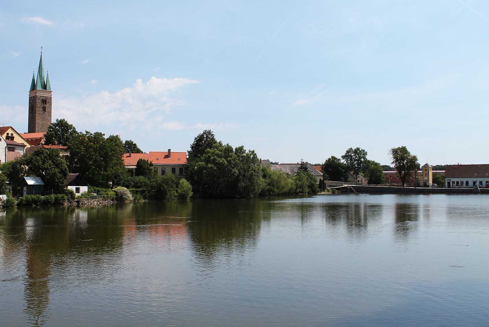 Ulický-Teich und Altstadt von Telč