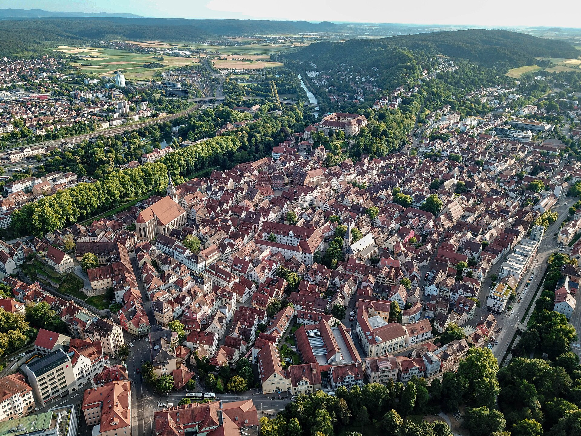 Luftblick auf die Altstadt von Tübingen