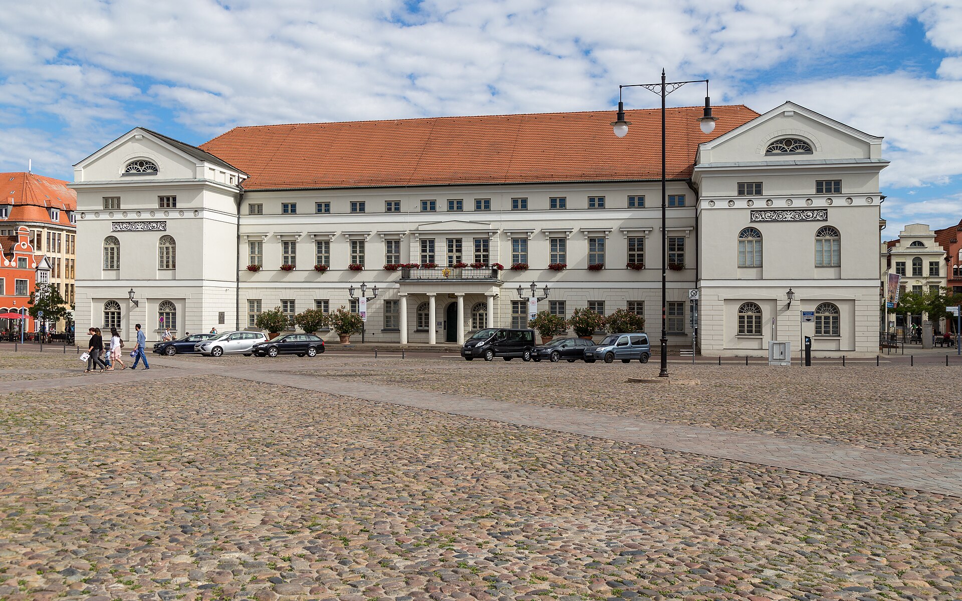 Marktplatz und Rathaus in der Hansestadt Wismar