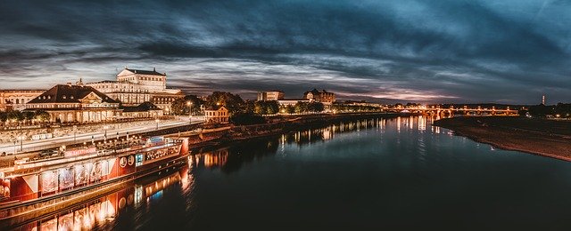 Elbufer Dresden Altstadt