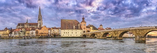 Regensburg an der Donau ist seit 2006 Unesco Welterbe und einer der schönsten Städte Deutschlands