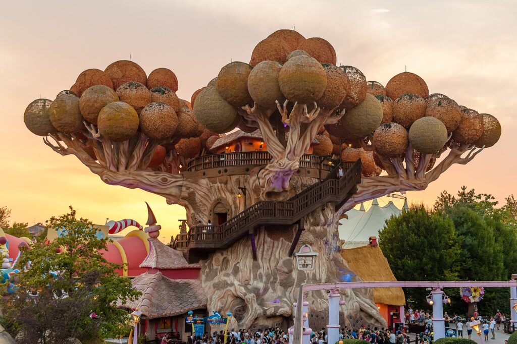 Gardaland in Italien
Eines der besten Urlaubsziele 2023 mit Kindern